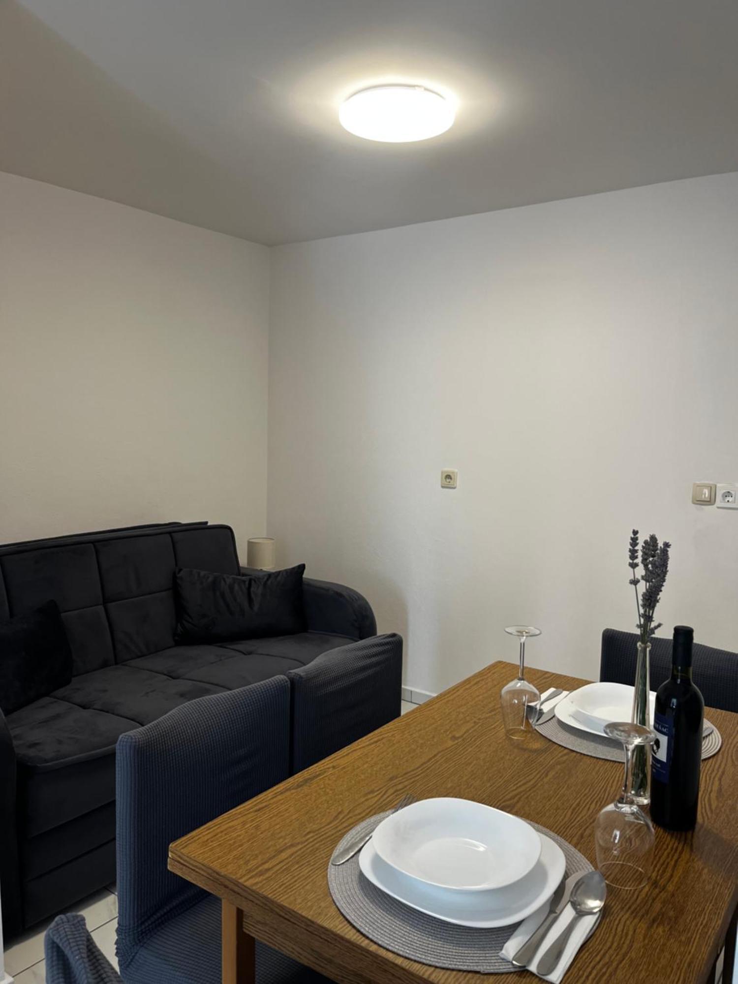 Apartma Smit Vir Eksteriør bilde